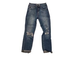 womens kancan destressed jeans.